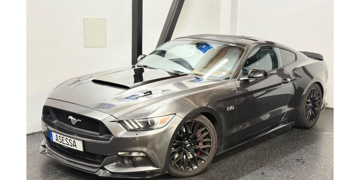 Ford Mustang 83.000 km 26.999 &euro; Illingen 75428