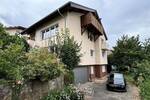Dreifamilienhaus mit EinliegerWohnung in Büchenbronn