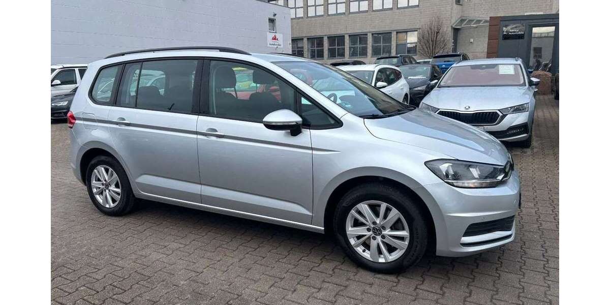 VW Touran 39.929 km 25.950 &euro; Nufringen 71154