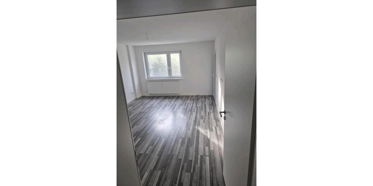 Erdgeschoßwohnung Stuttgart Zuffenhausen - 1 Zimmer, 60 m&sup2;, 270.000&euro; | Angebot:24514643