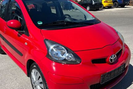 Toyota Aygo (X) 118.000 km 2.800 &euro; Waiblingen OT Hegnach 71334