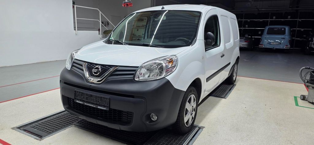 Nissan NV250 57.500 km 13.999 &euro; Fellbach 70734