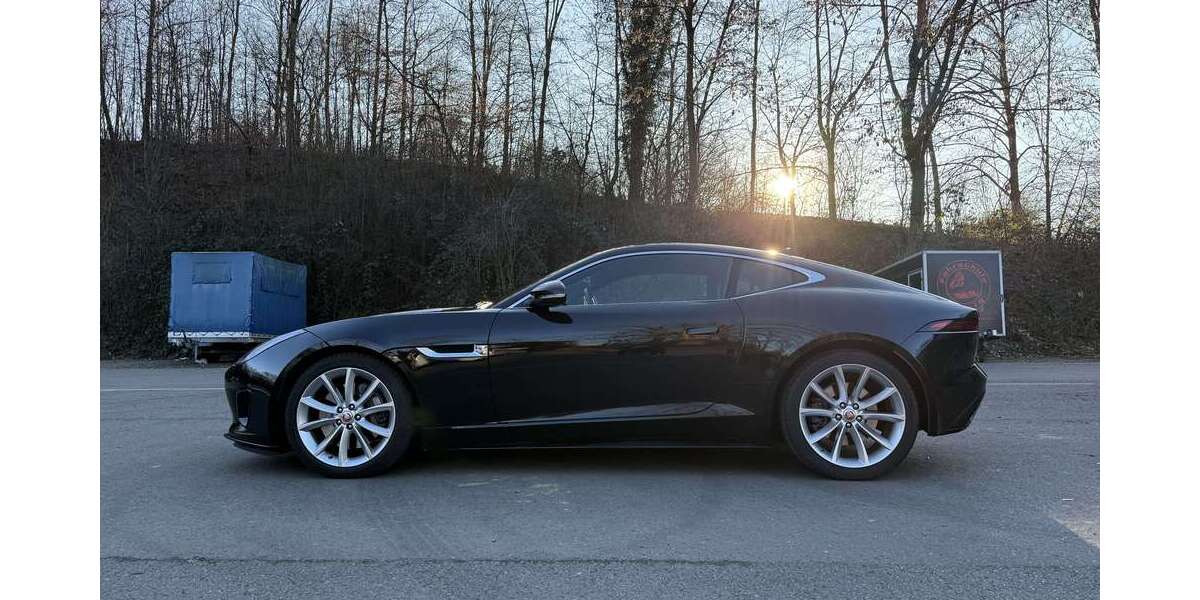Jaguar F-Type 52.949 km 36.900 &euro; Esslingen am Neckar 73734