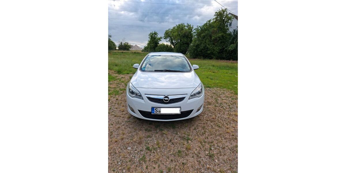 Opel Astra 160.700 km 6.999 &euro; Stuttgart 70435