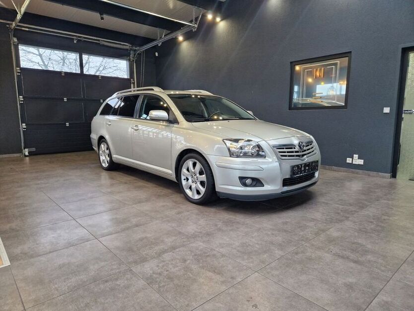 Avensis