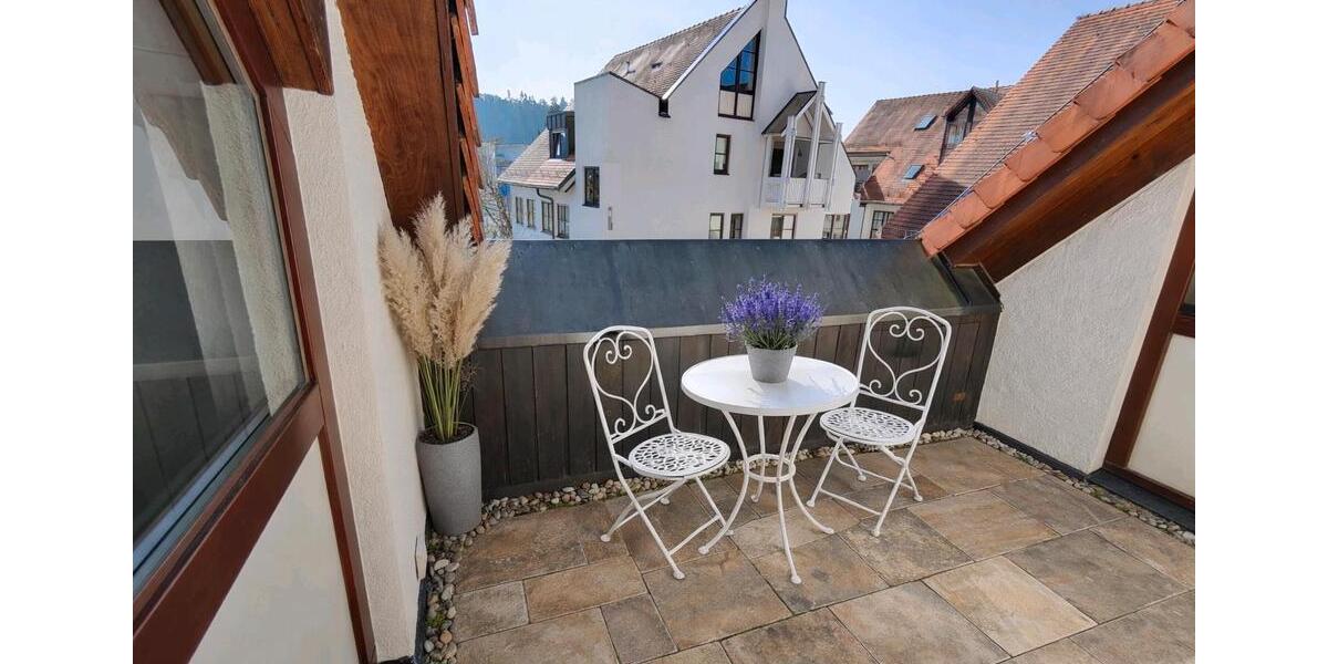 Dachgeschoßwohnung Nufringen - 2 Zimmer, 35 m&sup2;, 130.000&euro; | Angebot:25403529