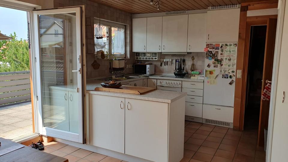 Etagenwohnung Wendlingen am Neckar - 4.5 Zimmer, 150 m&sup2;, 1.750&euro; | Angebot:25329928