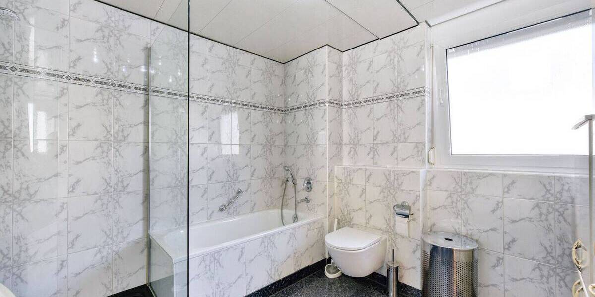 Reihenmittelhaus Stuttgart Zuffenhausen - 4 Zimmer, 119 m&sup2;, 700.000&euro; | Angebot:22449949