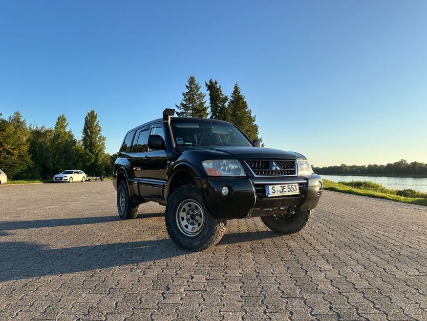 Mitsubishi Pajero 315.000 km 11.500 € Freiberg am Neckar 71691