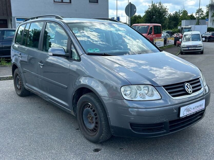 VW Touran 278.000 km 1.150 € Wendlingen 73240
