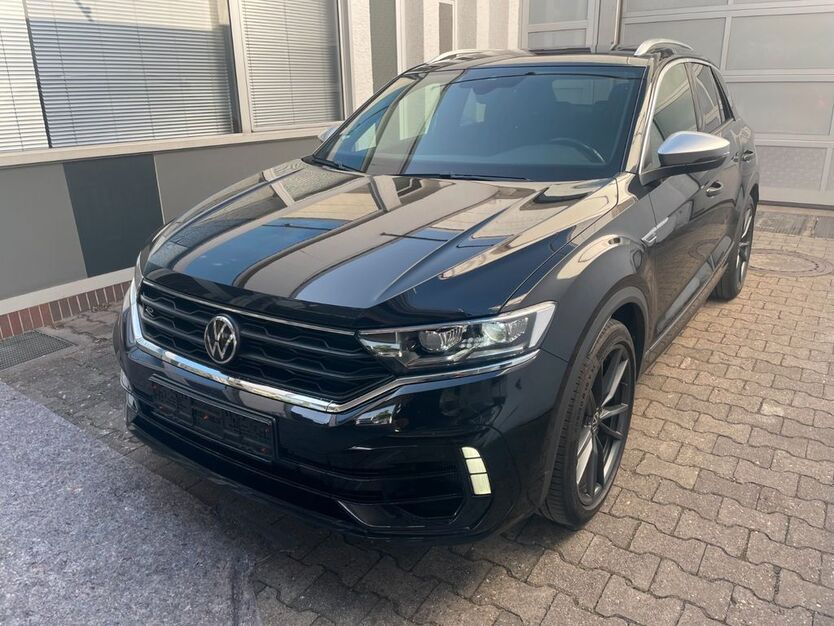 VW T-Roc 70.548 km 29.995 € Stuttgart 70597