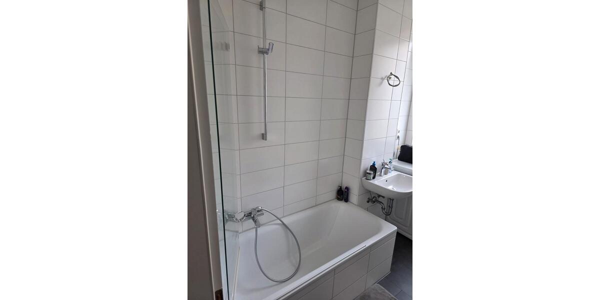 Etagenwohnung Esslingen am Neckar Pliensauvorstadt - 2 Zimmer, 52 m&sup2;, 800&euro; | Angebot:26384401