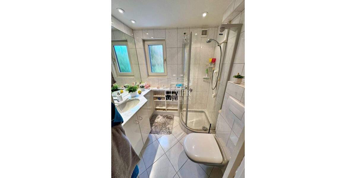 Einfamilienhaus Böblingen - 8 Zimmer, 154 m&sup2;, 660.000&euro; | Angebot:24814342