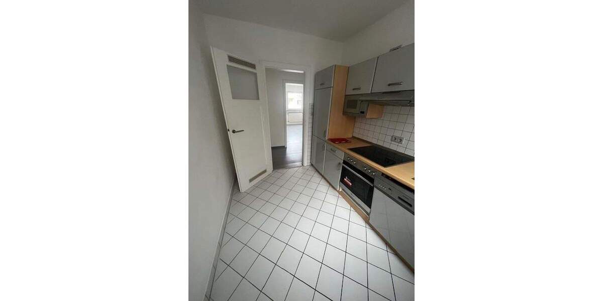 Etagenwohnung Stuttgart Mitte - 3 Zimmer, 80 m&sup2;, 1.350&euro; | Angebot:24858246
