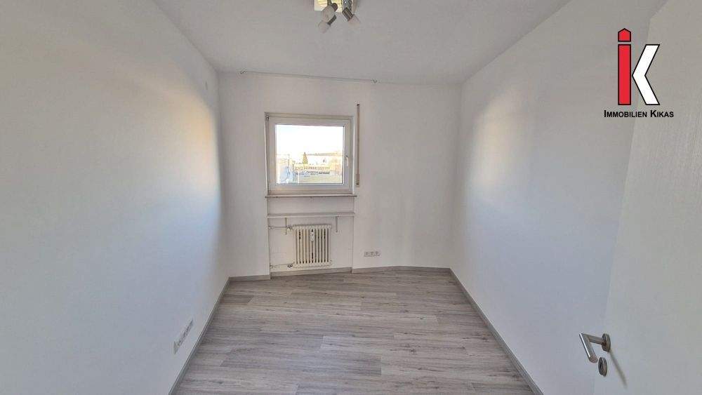 Etagenwohnung Sindelfingen / Maichingen Maichingen - 4 Zimmer, 125 m&sup2;, 1.350&euro; | Angebot:24633447