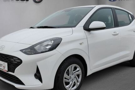 Hyundai i10 10.000 km 13.740 &euro; Pforzheim 75177