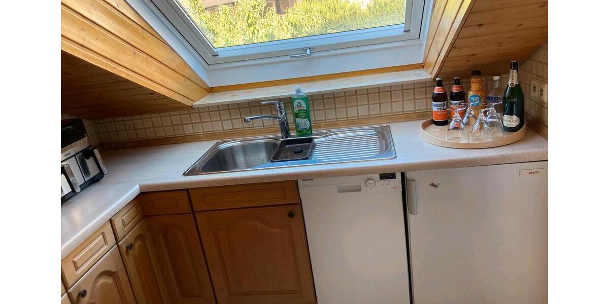 Dachgeschoßwohnung Reutlingen Altenburg - 3 Zimmer, 68 m&sup2;, 800&euro; | Angebot:26550324