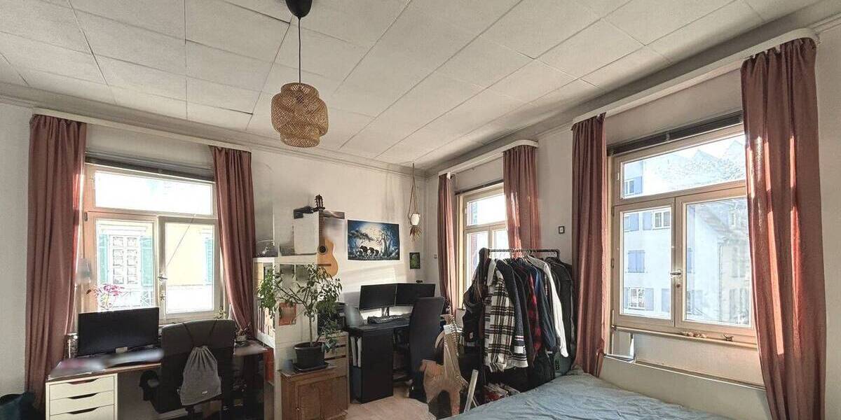 Etagenwohnung Esslingen Stadtmitte - 3 Zimmer, 103 m&sup2;, 210.000&euro; | Angebot:26672026