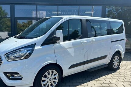 Ford Tourneo Custom 125.200 km 23.990 € TÜBINGEN 72072