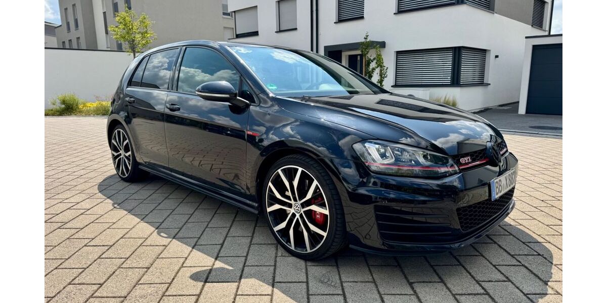 VW Golf 149.000 km 15.000 &euro; Magstadt 71106