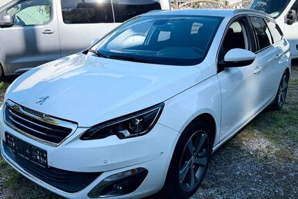Peugeot 308 76.000 km 7.490 &euro; Münchingen 70825