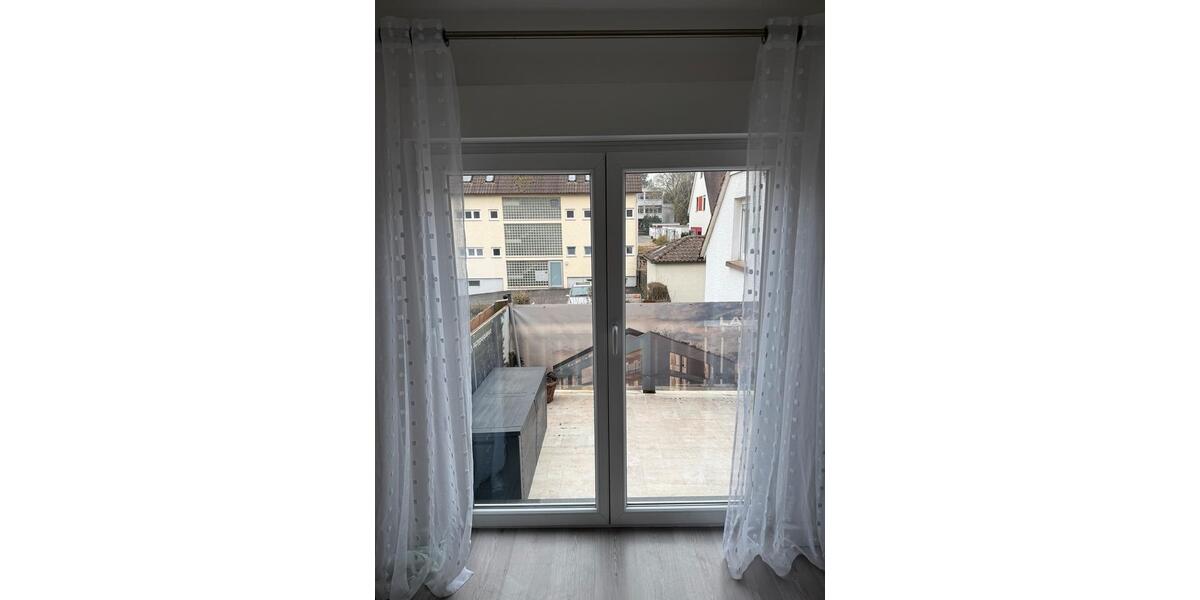 Etagenwohnung Ludwigsburg Hoheneck - 4 Zimmer, 84 m&sup2;, 299.000&euro; | Angebot:25778791