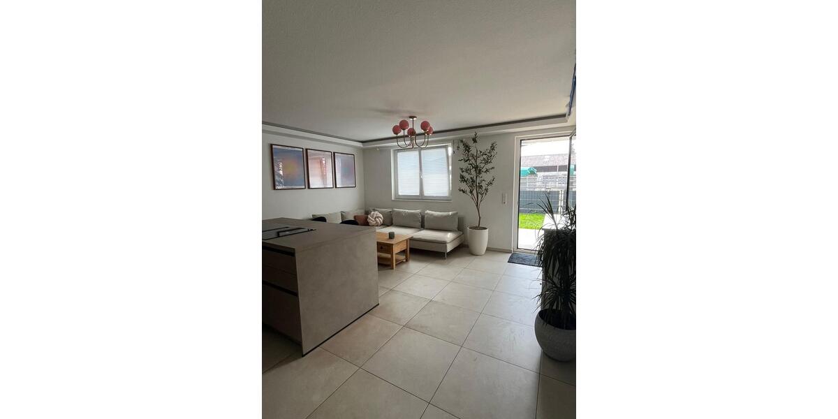 Erdgeschoßwohnung Pforzheim Eutingen - 2.5 Zimmer, 63 m&sup2;, 1.245&euro; | Angebot:25933500