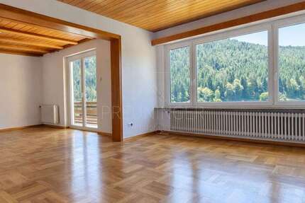 Wohnung Bad Teinach - 8 Zimmer, 168 m&sup2;, 1.150&euro; | Angebot:26994203