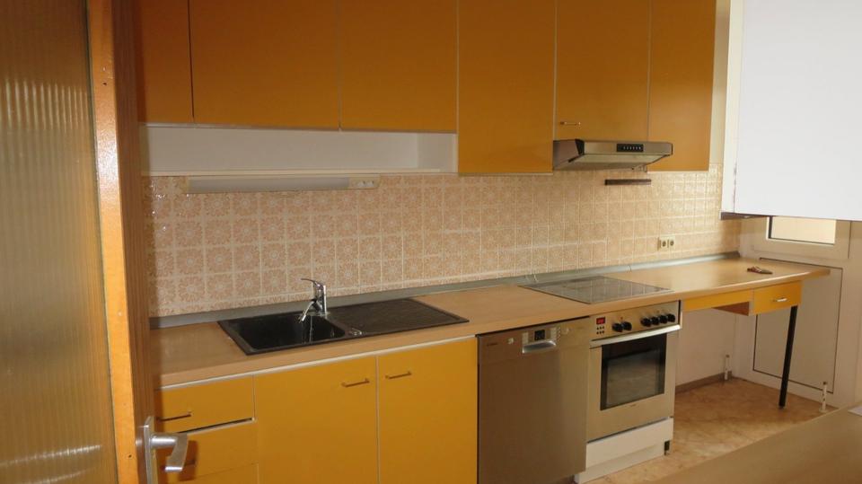 Mehrfamilienhaus, Wohnhaus Reutlingen Reutlingen (Kernstadt) - 4.5 Zimmer, 112 m&sup2;, 295.000&euro; | Angebot:26985884