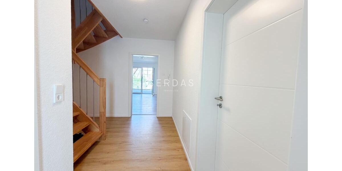 Doppelhaushälfte Ammerbuch - 5.5 Zimmer, 134 m&sup2;, 1.890&euro; | Angebot:27620249