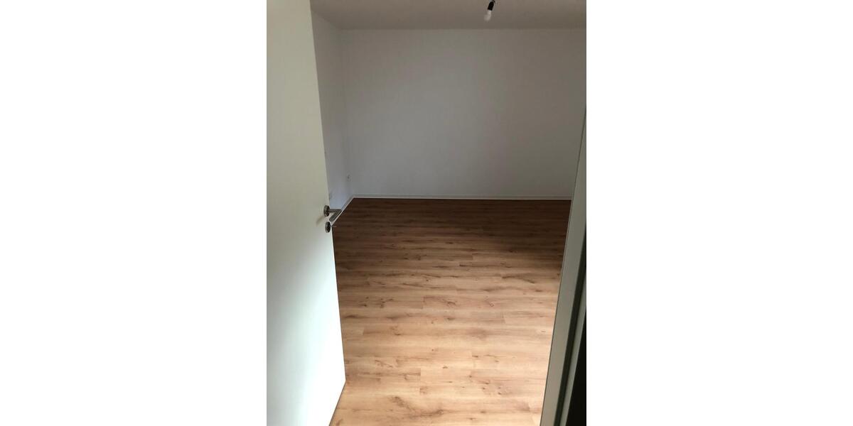 Etagenwohnung Reutlingen Altenburg - 2.5 Zimmer, 60 m&sup2;, 765&euro; | Angebot:26448414