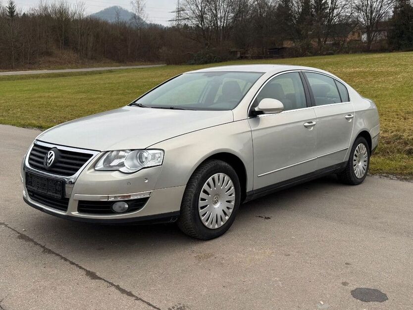 VW Passat 90.000 km 5.980 € Reutlingen 72766