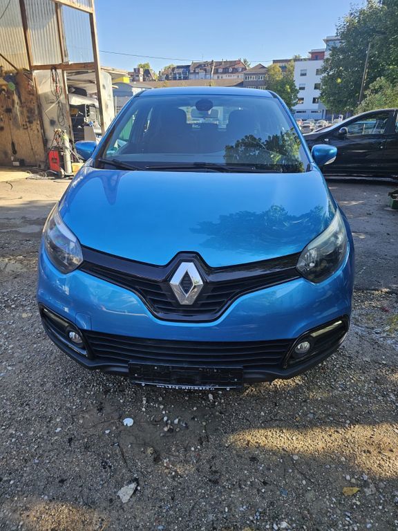 Renault Captur 149.800 km 6.250 € Stuttgart 70376