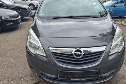 Opel Meriva 155.000 km 4.290 € Kernen i. r 71394