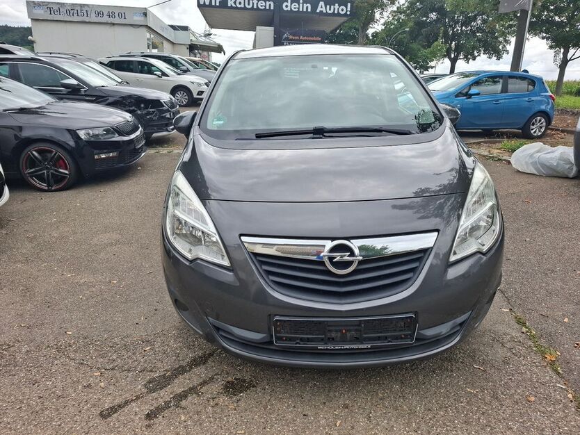 Opel Meriva 155.000 km 4.290 € Kernen i. r 71394