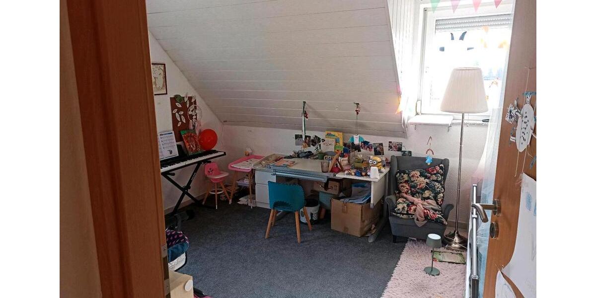Einfamilienhaus Pliezhausen - 7 Zimmer, 130 m&sup2;, 560.000&euro; | Angebot:25178215