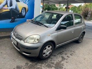 Toyota Yaris 94.000 km 1.100 &euro; Stuttgart 70376