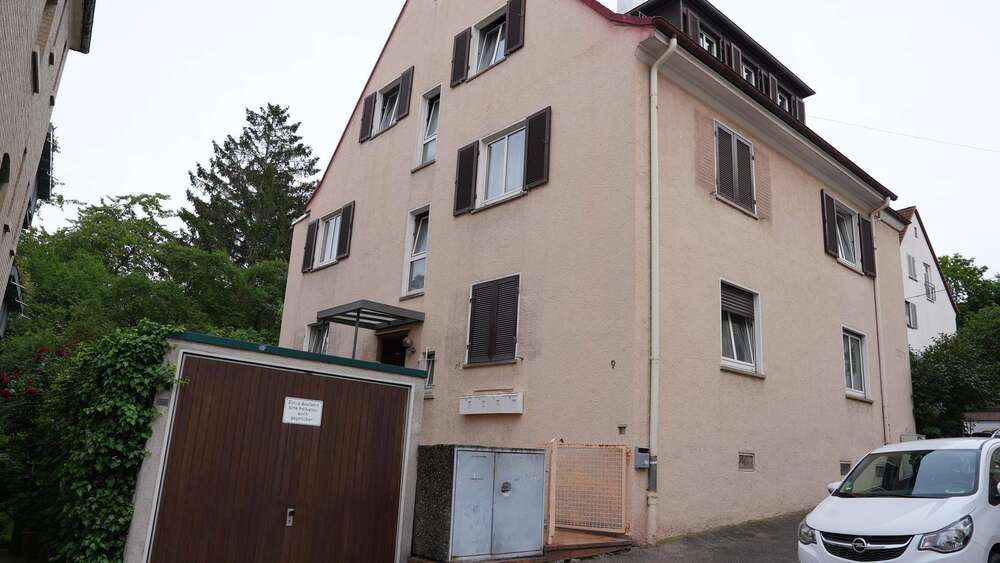 Einfamilienhaus Stuttgart Stuttgart-Ost - 16 Zimmer, 279 m&sup2;, 890.000&euro; | Angebot:26959313