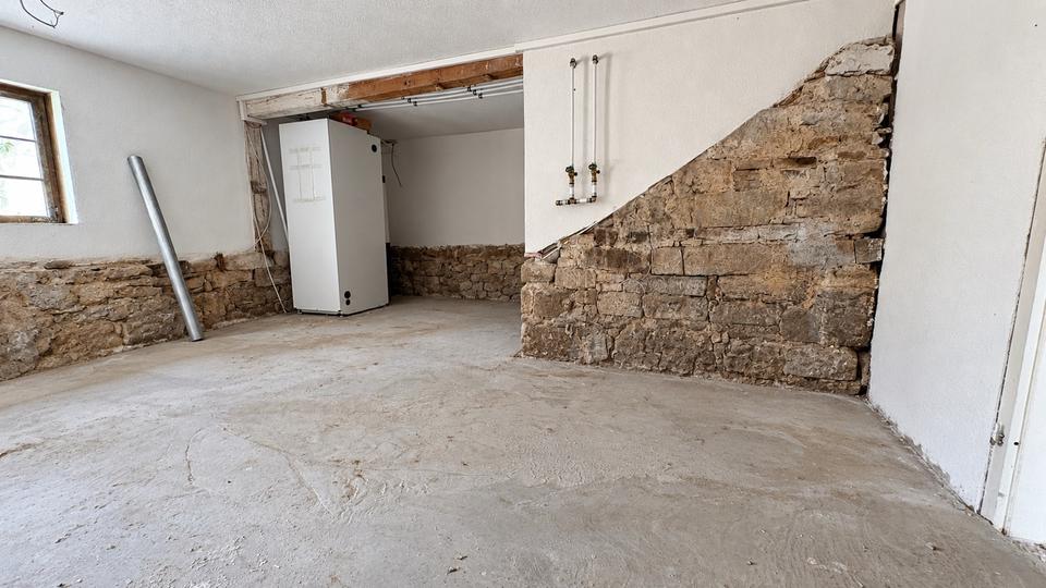 Einfamilienhaus Esslingen am Neckar Oberesslingen - 4.5 Zimmer, 140 m&sup2;, 1.995&euro; | Angebot:27623344