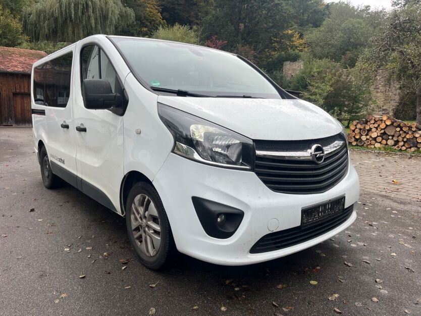 Opel Vivaro 385.000 km 7.880 € Tübingen 72074