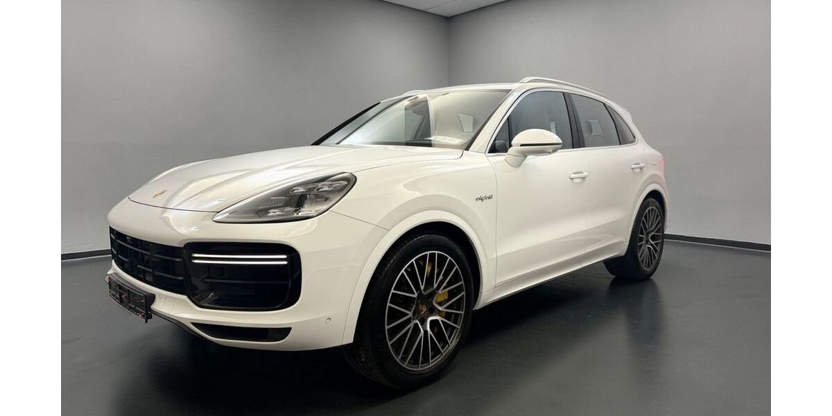 Porsche Cayenne 30.000 km 97.999 &euro; Reutlingen / Mittelstadt 72766