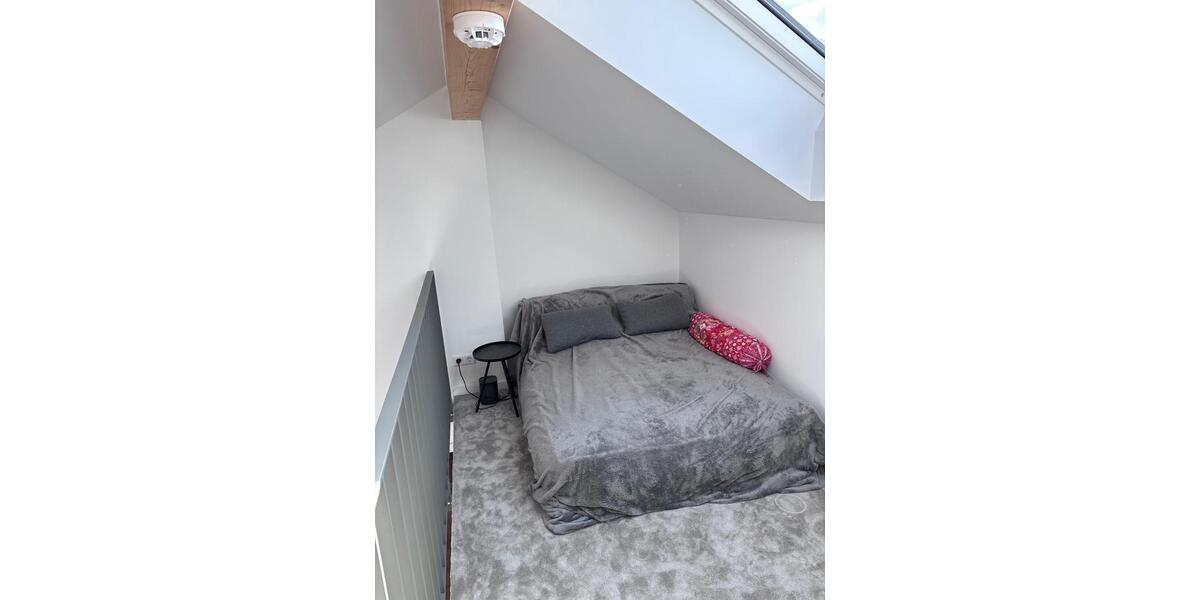 Dachgeschoßwohnung Leonberg - 3 Zimmer, 95 m&sup2;, 610.000&euro; | Angebot:26987256