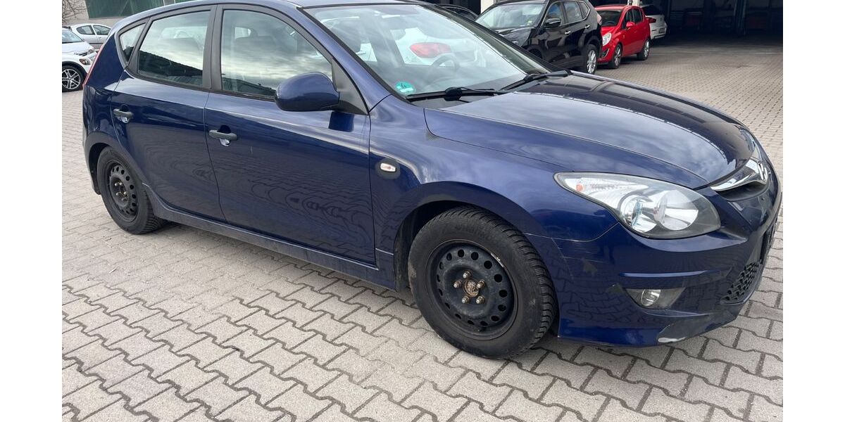Hyundai i30 205.897 km 1.250 &euro; Holzgerlingen 71088