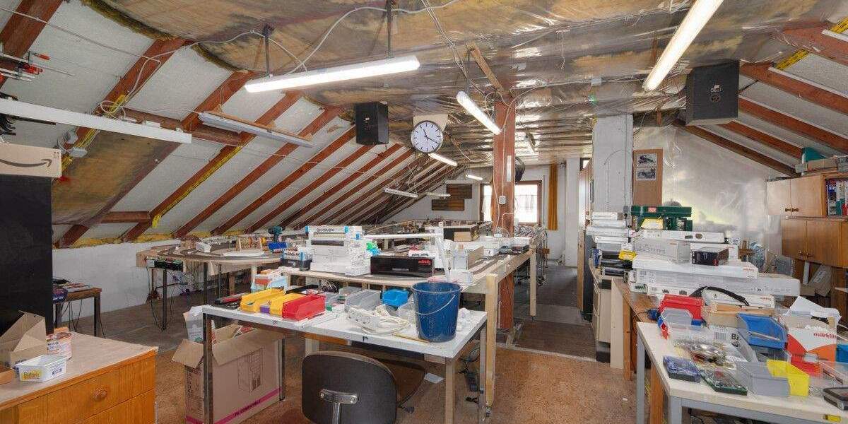 Einfamilienhaus Niefern-Öschelbronn / Niefern Niefern - 6 Zimmer, 180 m&sup2;, 560.000&euro; | Angebot:24860389