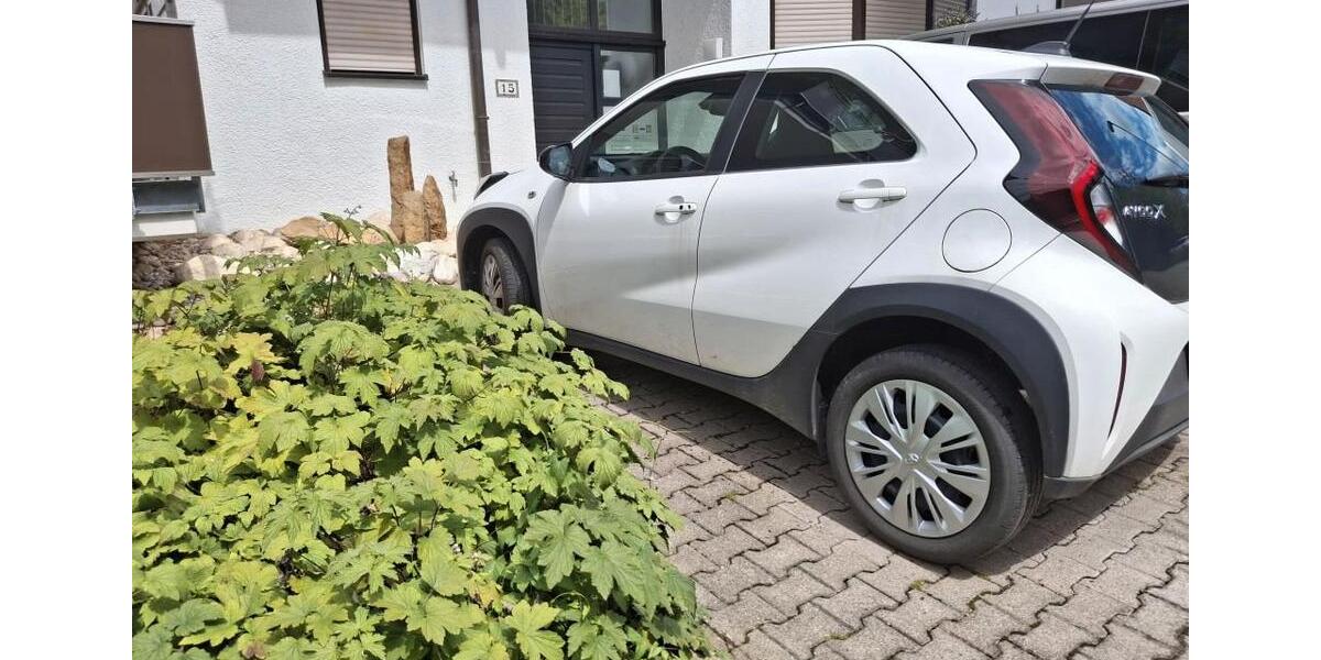 Etagenwohnung Filderstadt - 1.5 Zimmer, 35 m&sup2;, 175.000&euro; | Angebot:26441173