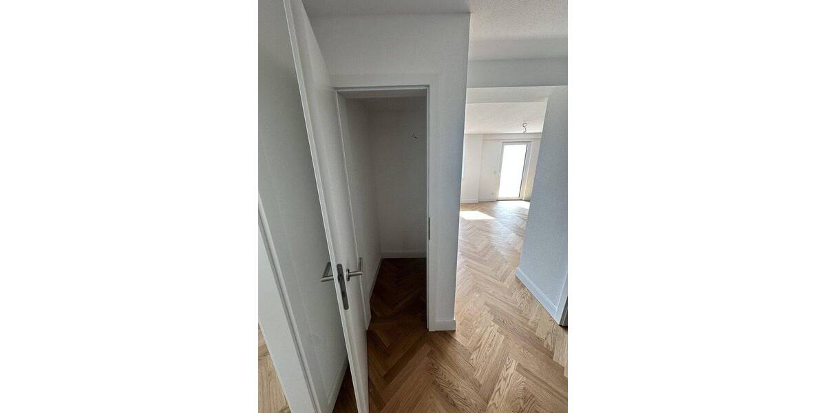 Etagenwohnung Aichtal Aich - 1 Zimmer, 75 m&sup2;, 1.200&euro; | Angebot:26818380