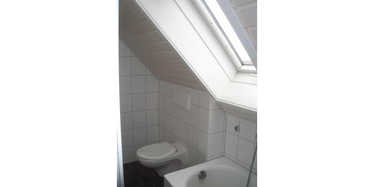Maisonettenwohnung Sindelfingen Darmsheim - 3 Zimmer, 85 m&sup2;, 1.300&euro; | Angebot:26297542