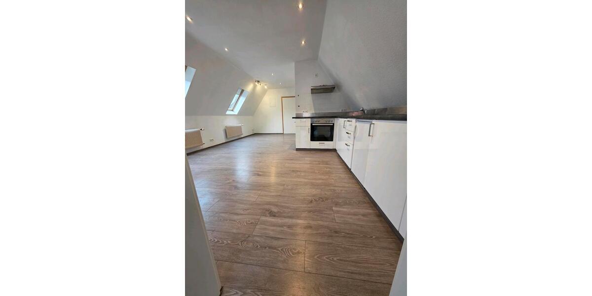 Etagenwohnung Rottenburg am Neckar - 2 Zimmer, 45 m&sup2;, 625&euro; | Angebot:25982341