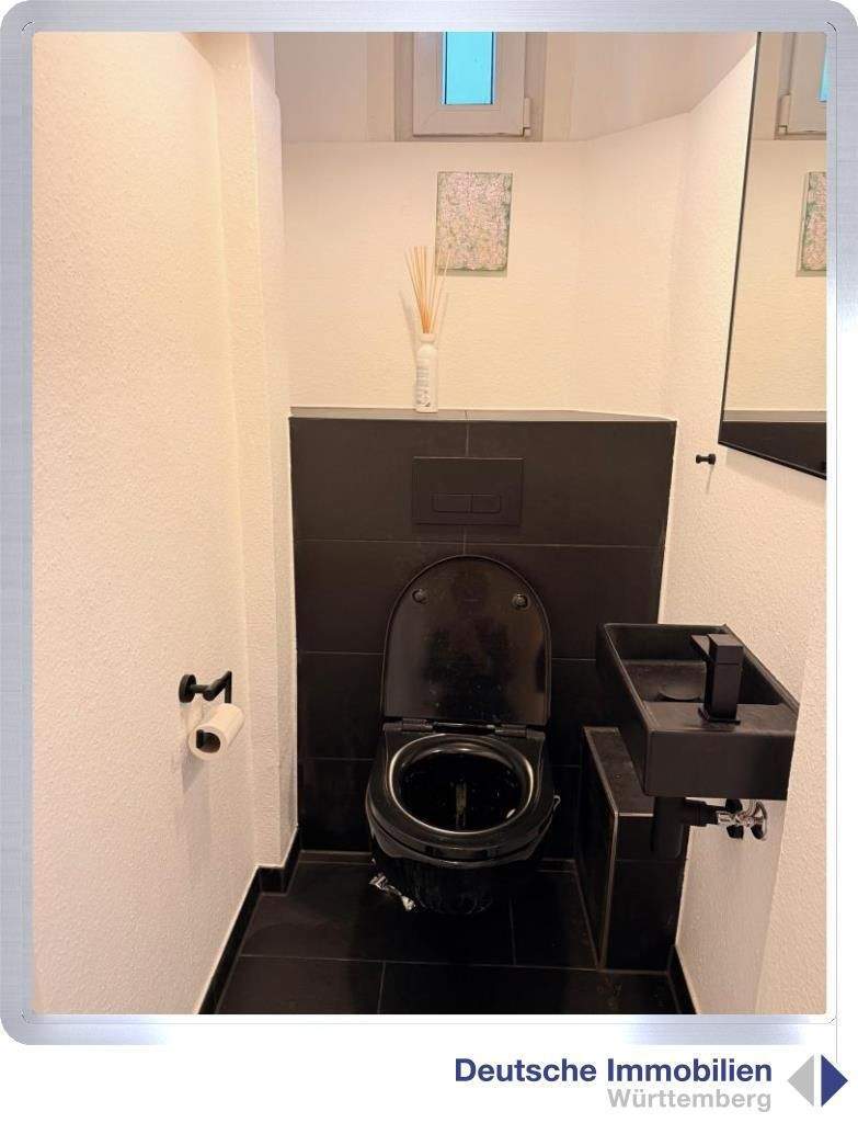 Große 5 Zimmer Mietwohnung (1.OG) in Stuttgart- Ost 5 zimmer