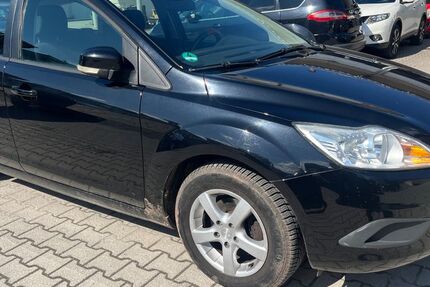 Ford Focus 240.300 km 1.550 &euro; Holzgerlingen 71088